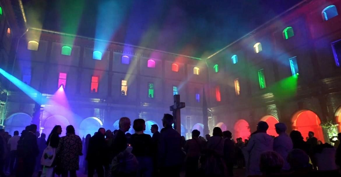 SON ET LUMIÈRES